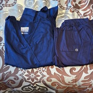WonderWork Navy Scrub Set